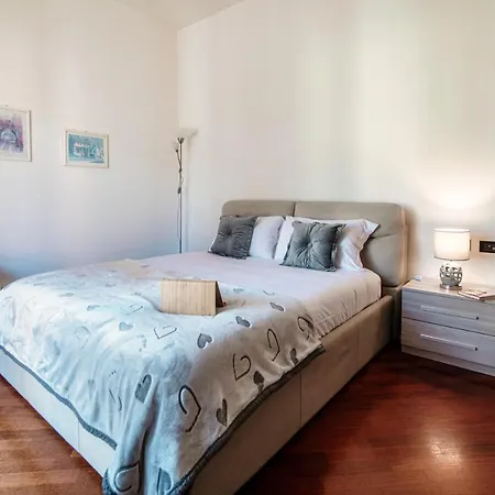 Feel @ - By Myhomeincomo Apartment Como